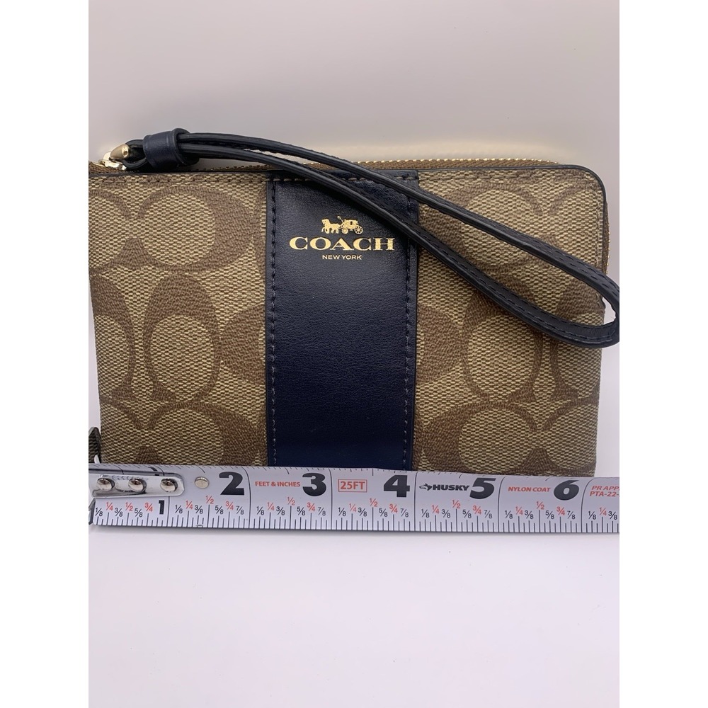 Women's Coach Corner‎ Zip Wristlet In Signature Canvas Khaki Navy - Picture 4 of 5